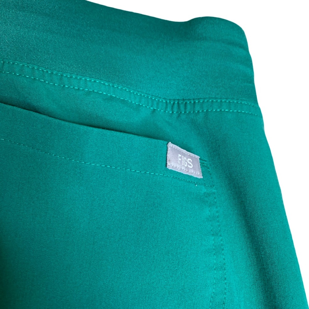 FIGS Hunter Green Size Small Womens Livingston Basic Scrub Pants PO# 1551 - Picture 3 of 6